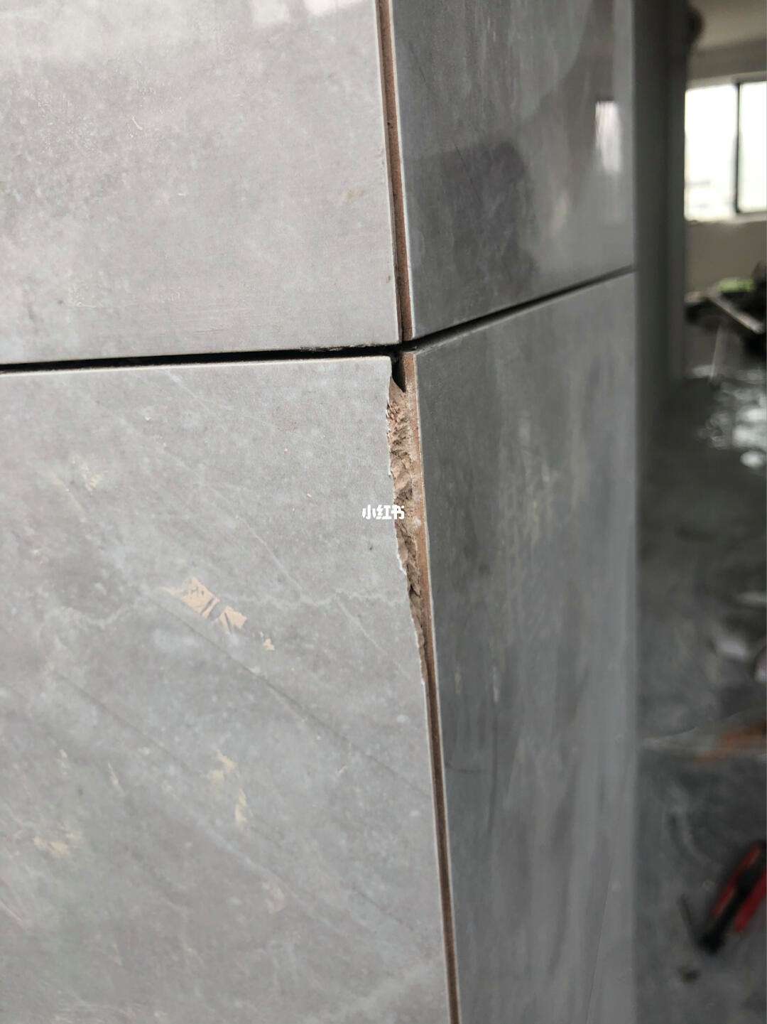 墙砖烂了一块怎么补救(墙砖烂了一块怎么补救视频)